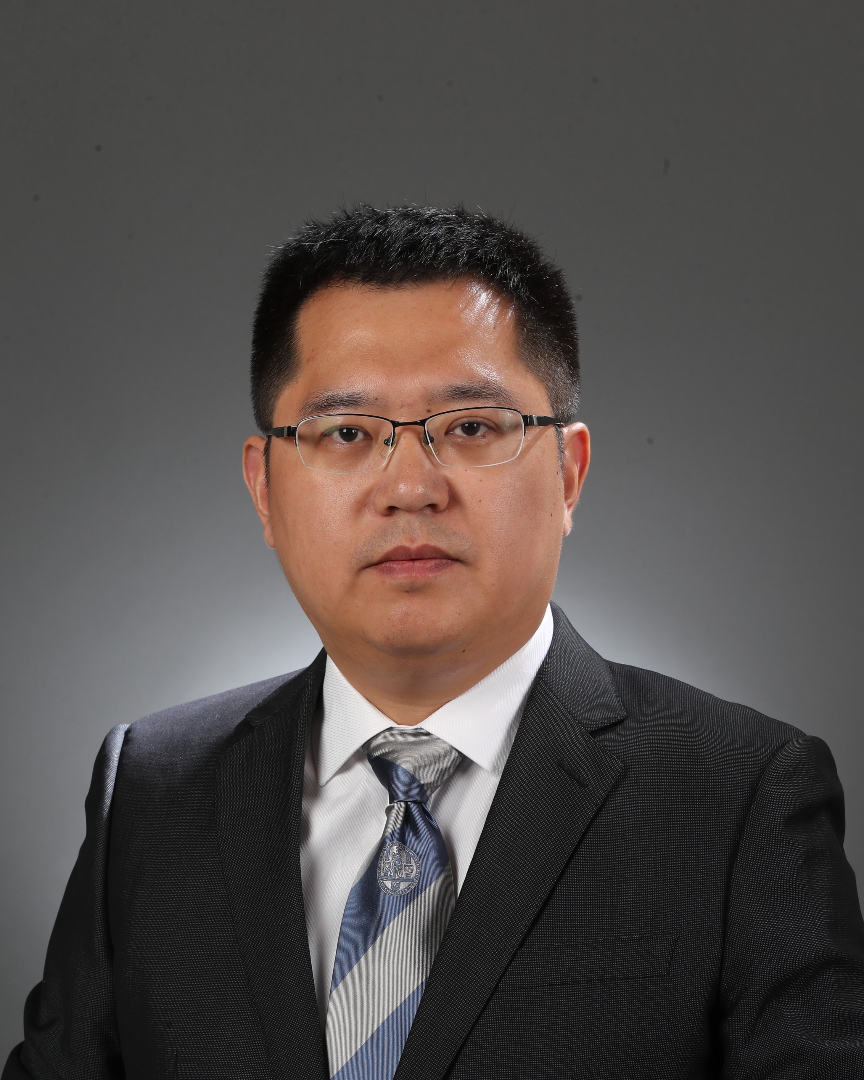 437ccm·必赢国际创新论坛第一千二百二十六讲暨120周年校庆年系列活动：三个罂粟属物种染色体级基因组揭示BIA通路补丁式跳跃演化机制