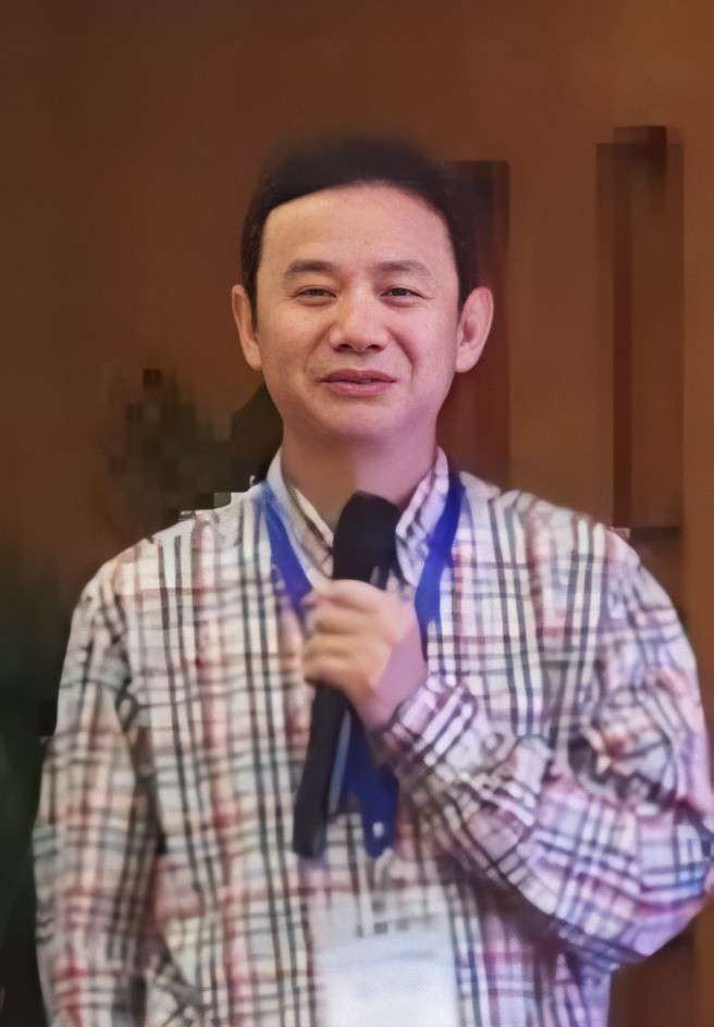437ccm·必赢国际创新论坛第九百五十四讲： Entropy and Emergency of topological Dynamical Systems 