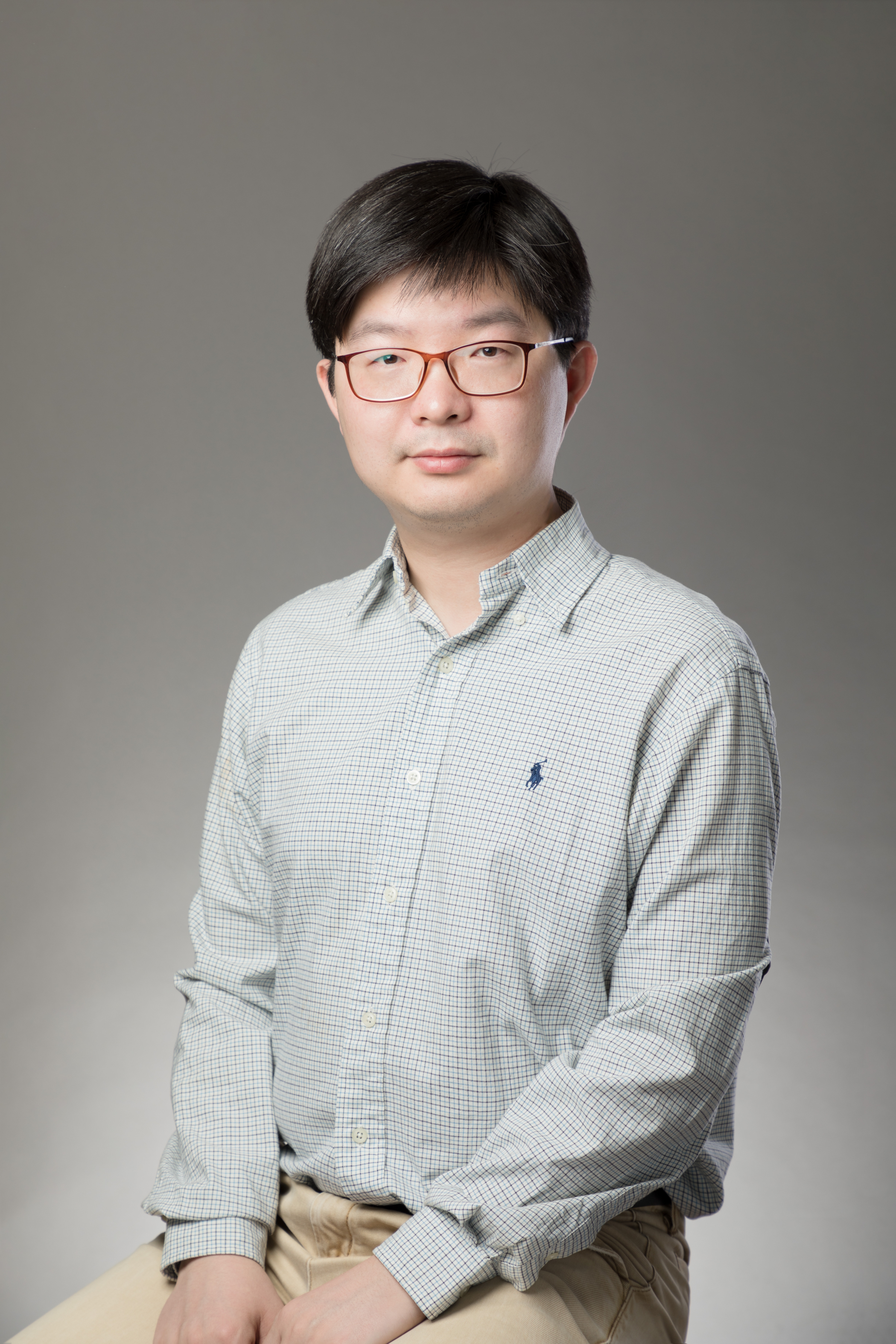 437ccm·必赢国际创新论坛第一千六百五十三讲：On the Painleve II hierarchy and  their applications