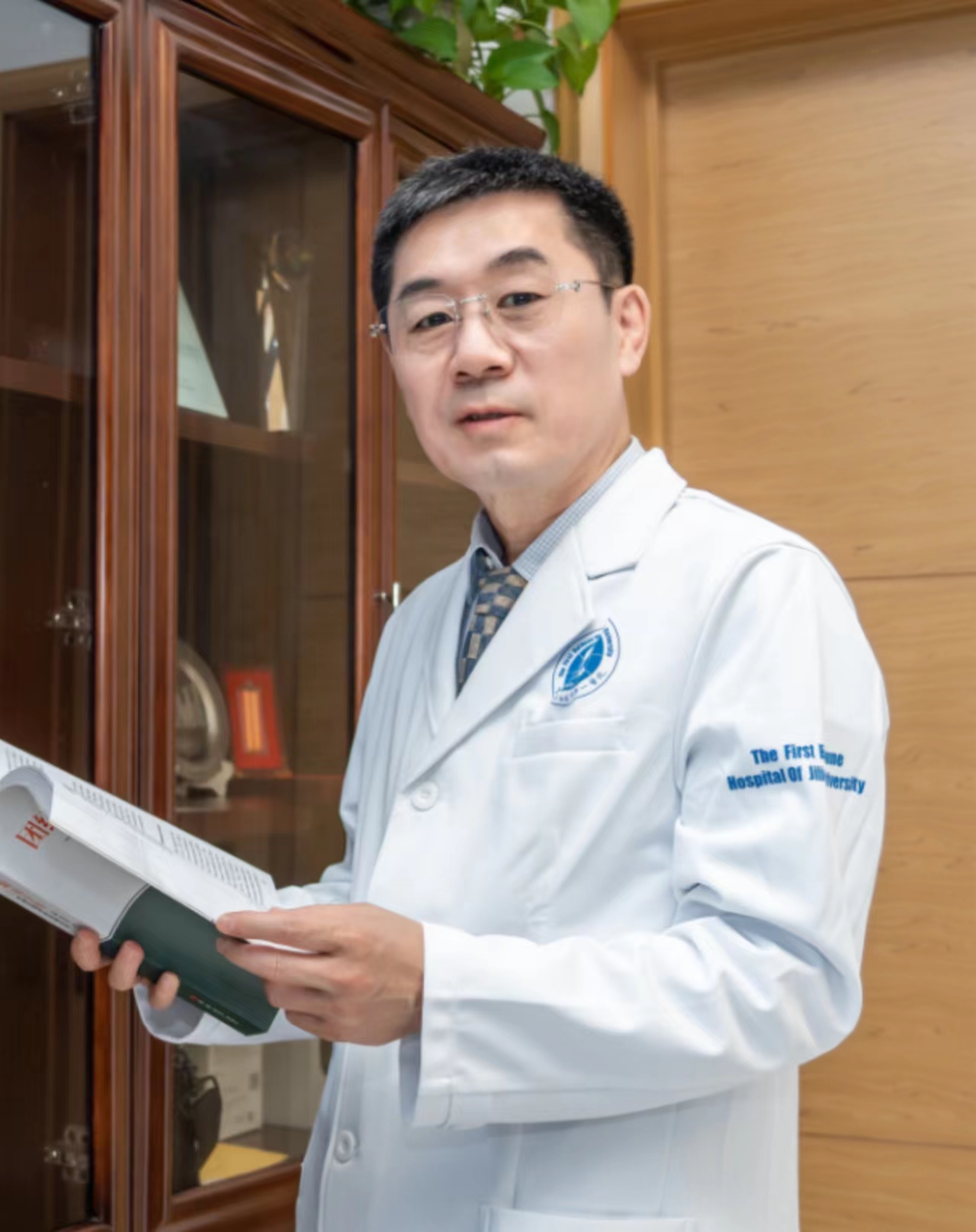 437ccm·必赢国际创新论坛第一千五百一十一讲：GE Pigs: Biomedical Models and Beyond