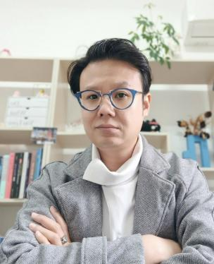 437ccm·必赢国际创新论坛第一千七百八十讲：What Happens to Gravity When We Modify Entropy