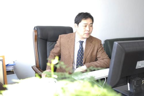 437ccm·必赢国际校庆117周年人文社科高端讲座暨“名家讲坛”：马克思的具体人性论